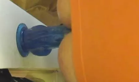 Ébenfa kibaszott a anya lánya fia szex fürdőszobában.