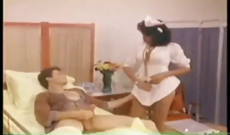 Az ügynök családi dugás felhívja Lussy sweet egy időpontot, de .