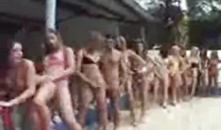 Tini fekete családi sex videók ingyen lány krimpelő amatőr videó