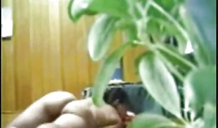 MILF Mellanie lesz interracial szex. családi pornó filmek