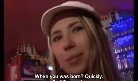 Egy forró retro családi porno punci ujj