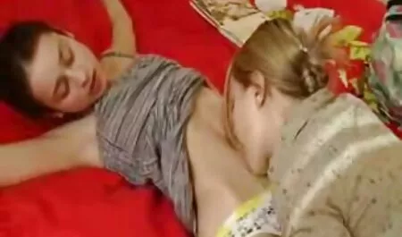 Busty Felesége szar családi szexfilm idegen