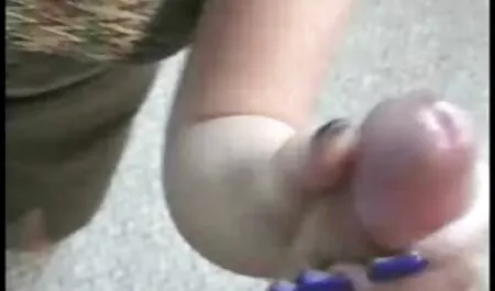 Vinnie ad Str8 fiú Jake egy ingyen családi pornó szopást a dohányzás.