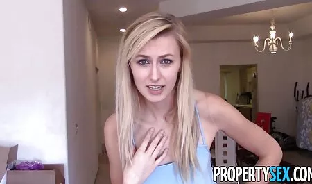 Busty babe nagy segged tánc a csaladi sexvideok térdén