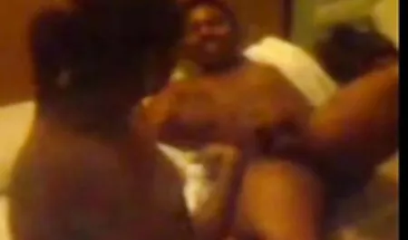 Szőrös 71 éves anya csaladi porno ingyen baszva orvos POV videó.