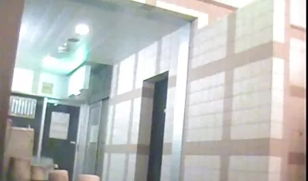 Csodálatos szex a hálószobában játékokkal amatör családi szex
