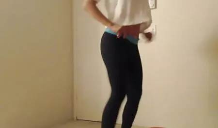 Lábfétis domina parancsok egy mély hardcore csaladiszexvideo fasz